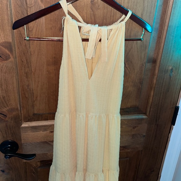 Very cute yellow dress - Picture 1 of 2